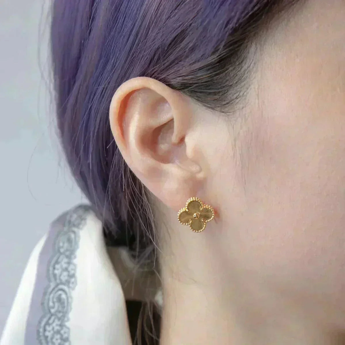 [⭐JeweliWhal]CLOVER MEDIUM 1 MOTIFS LASER EARRINGS
