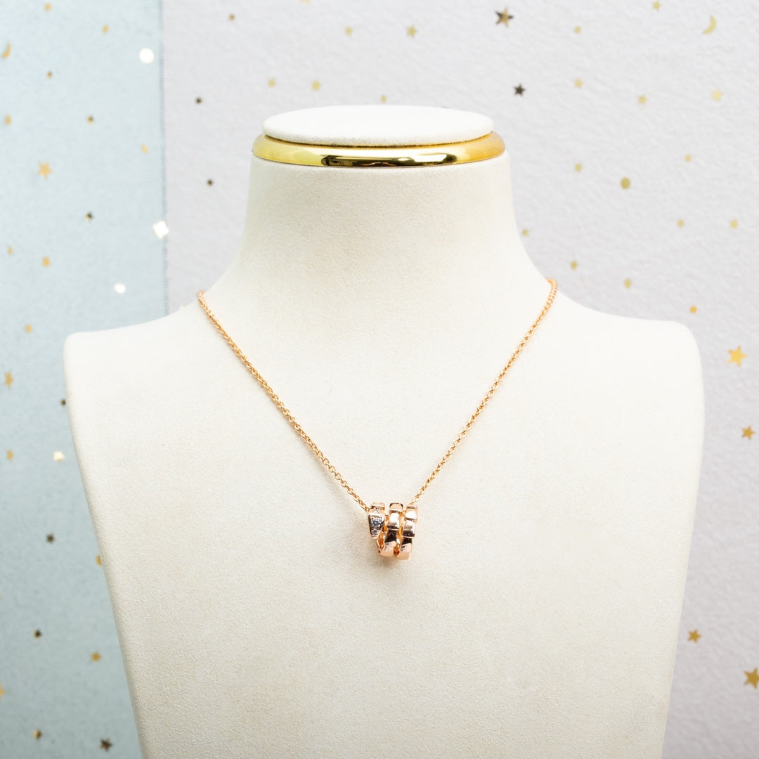 [⭐JeweliWhal]SERPENTI PINK GOLD NECKLACE DIAMOND