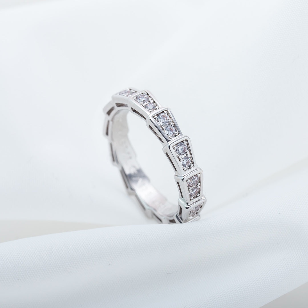 [⭐JeweliWhal]SERPENTI RING SILVER DIAMOND PAVED 3MM
