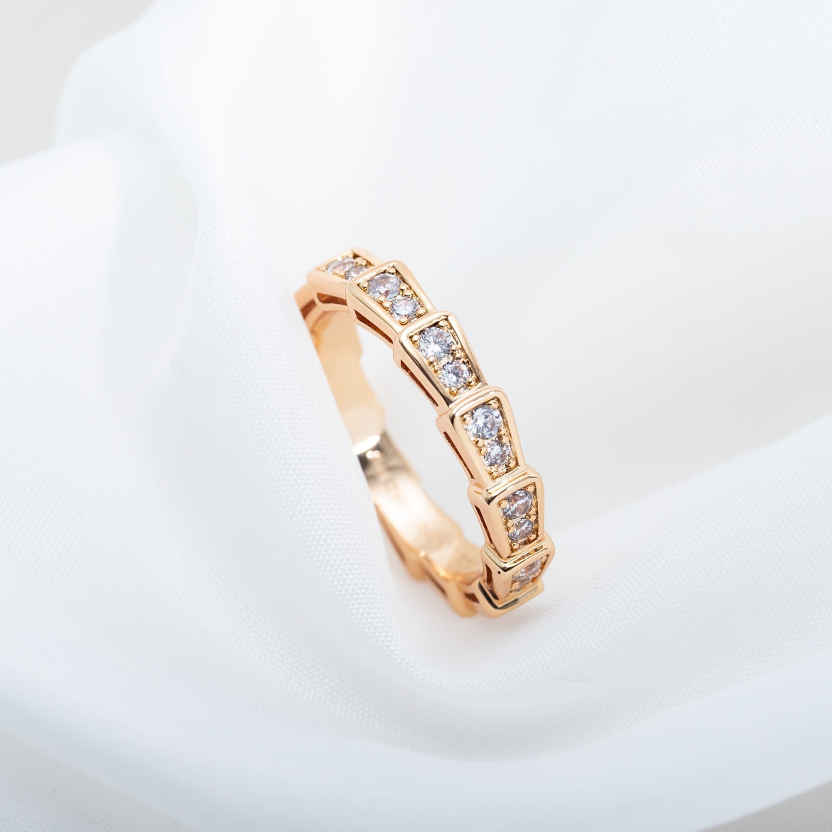 [⭐JeweliWhal]SERPENTI RING PINK GOLD DIAMOND PAVED 3MM