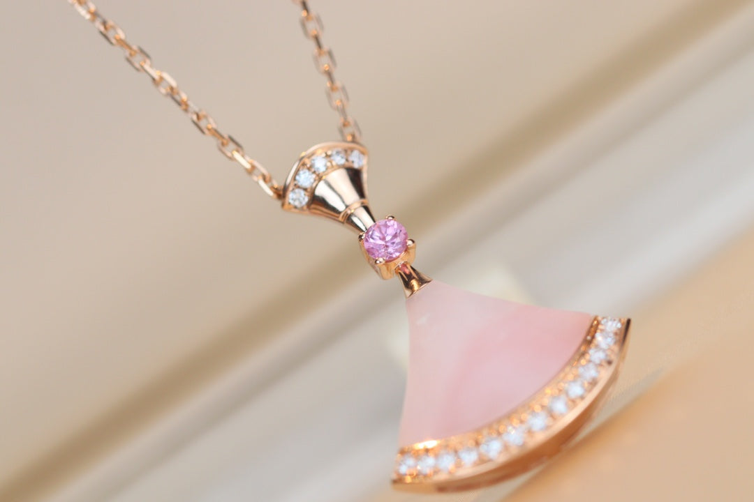 [⭐JeweliWhal]DREAM NECKLACE PINK MOP DIAMOND