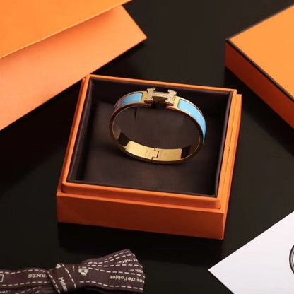 [⭐JeweliWhal]H CLOUD BLUE BRACELET GOLD DIAMOND