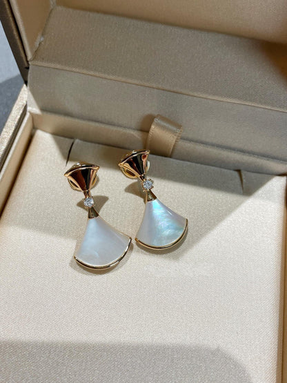 [⭐JeweliWhal]DREAM MOP 1 DIAMOND EARRINGS