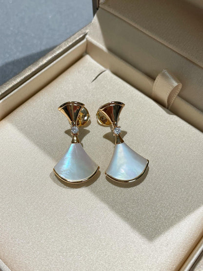 [⭐JeweliWhal]DREAM MOP 1 DIAMOND EARRINGS