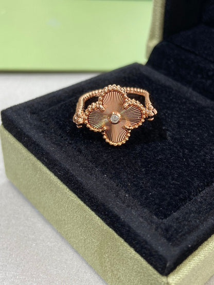 [⭐JeweliWhal]CLOVER RIVERSIBLE ROSE GOLD RING