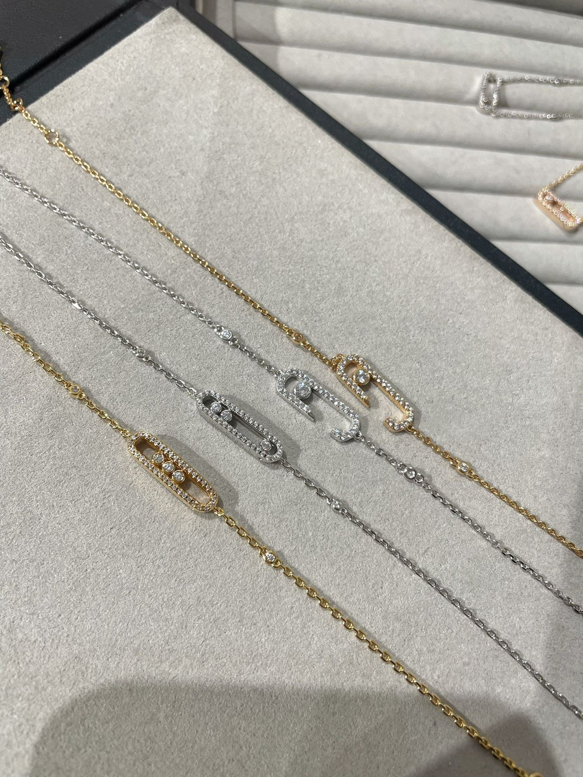 [⭐JeweliWhal]BABY MOVE DIAMOND BRACELET