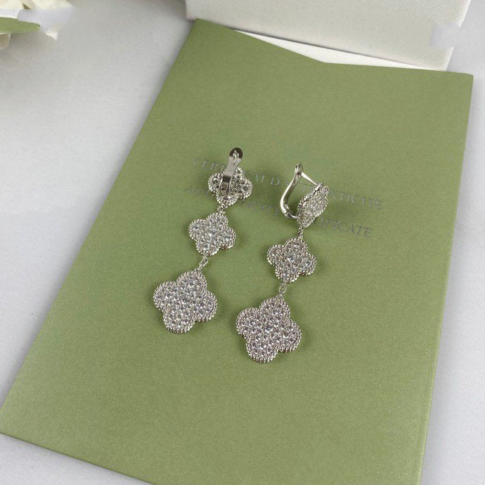[⭐JeweliWhal]CLOVER 3 MOTIF DIAMOND SILVER DROP EARRINGS