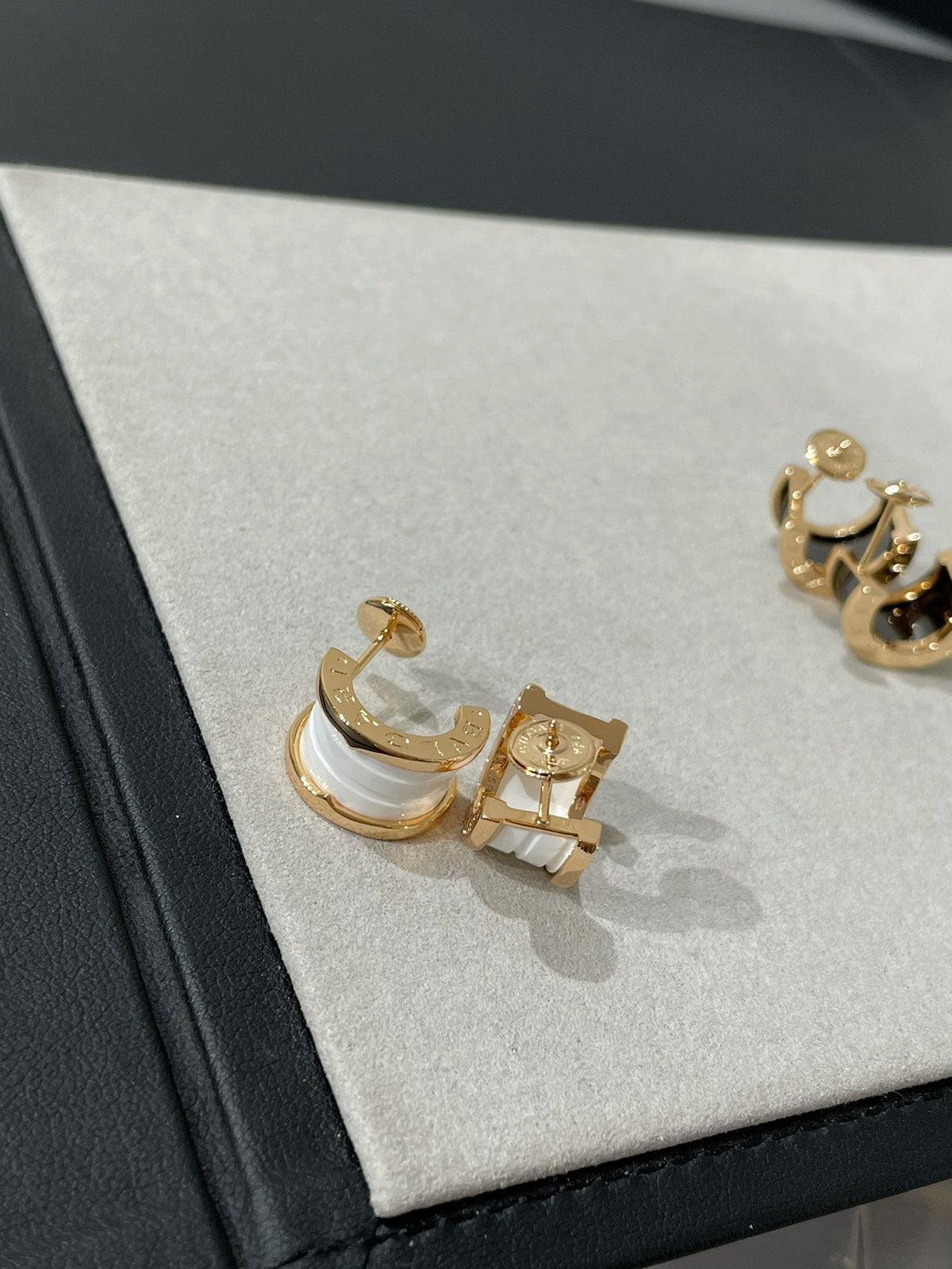 [⭐JeweliWhal]ZERO 1 PINK GOLD CERAMIC EARRINGS
