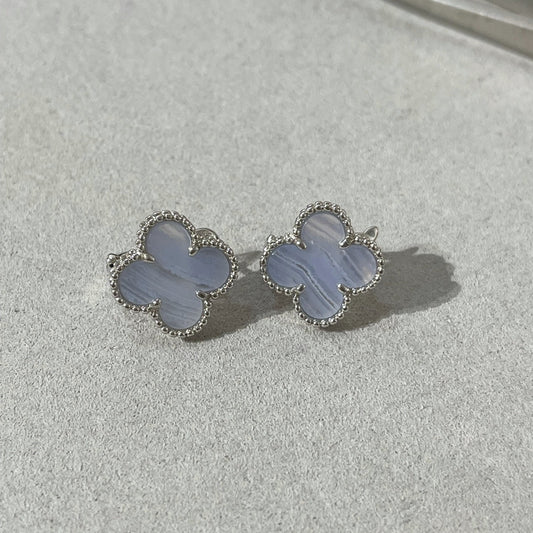 [⭐JeweliWhal]CLOVER CHALCEDONY SILVER STUD EARRINGS