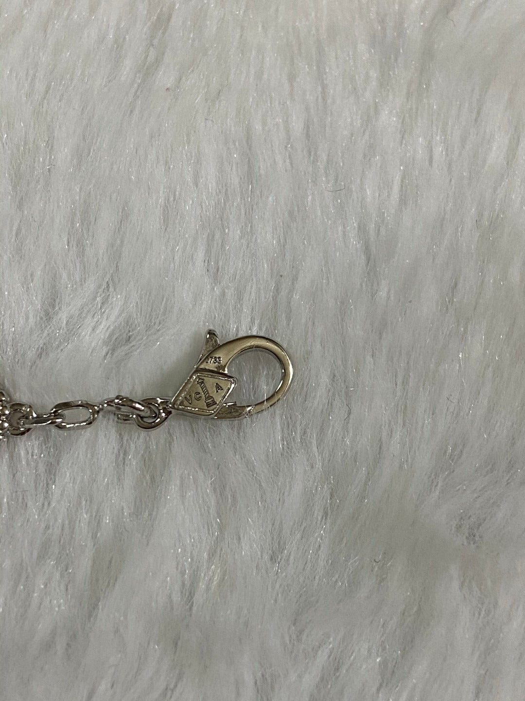 [⭐JeweliWhal]CLOVER 1 MOTIF PIETERSITE BRACELET