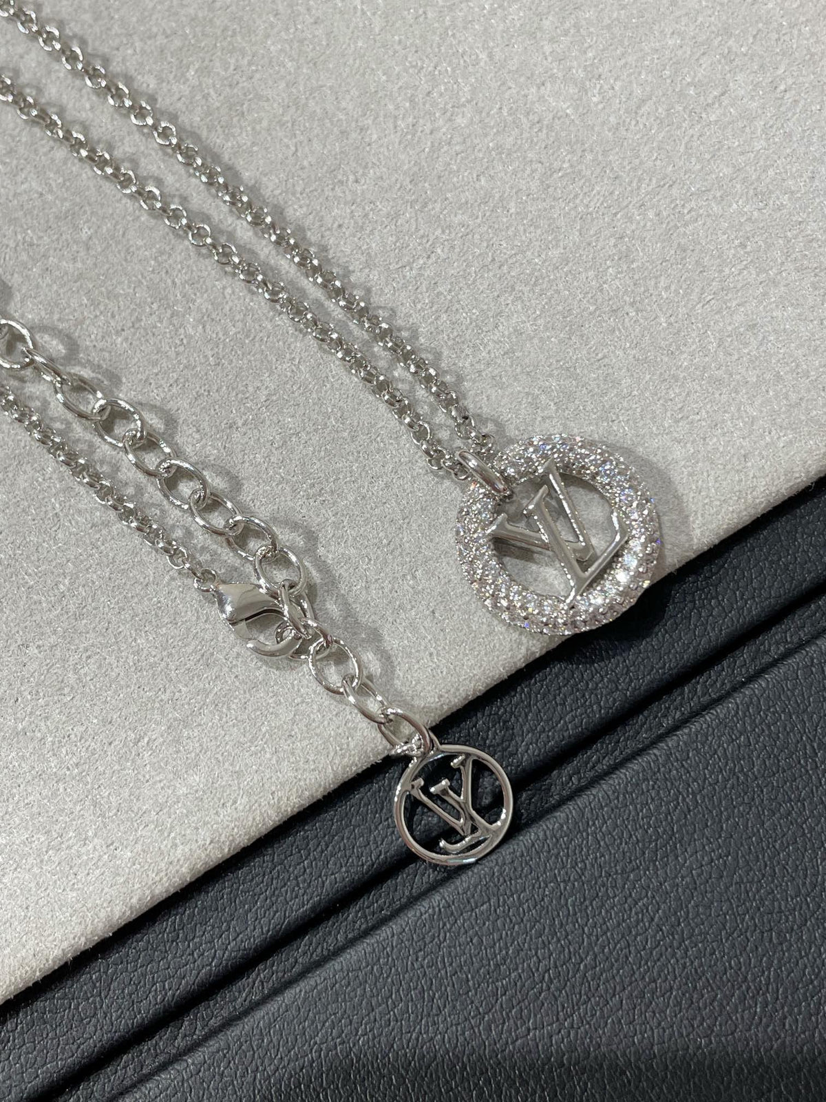 [⭐JeweliWhal]BY NIGHT DIAMOND PAVED NECKLACE