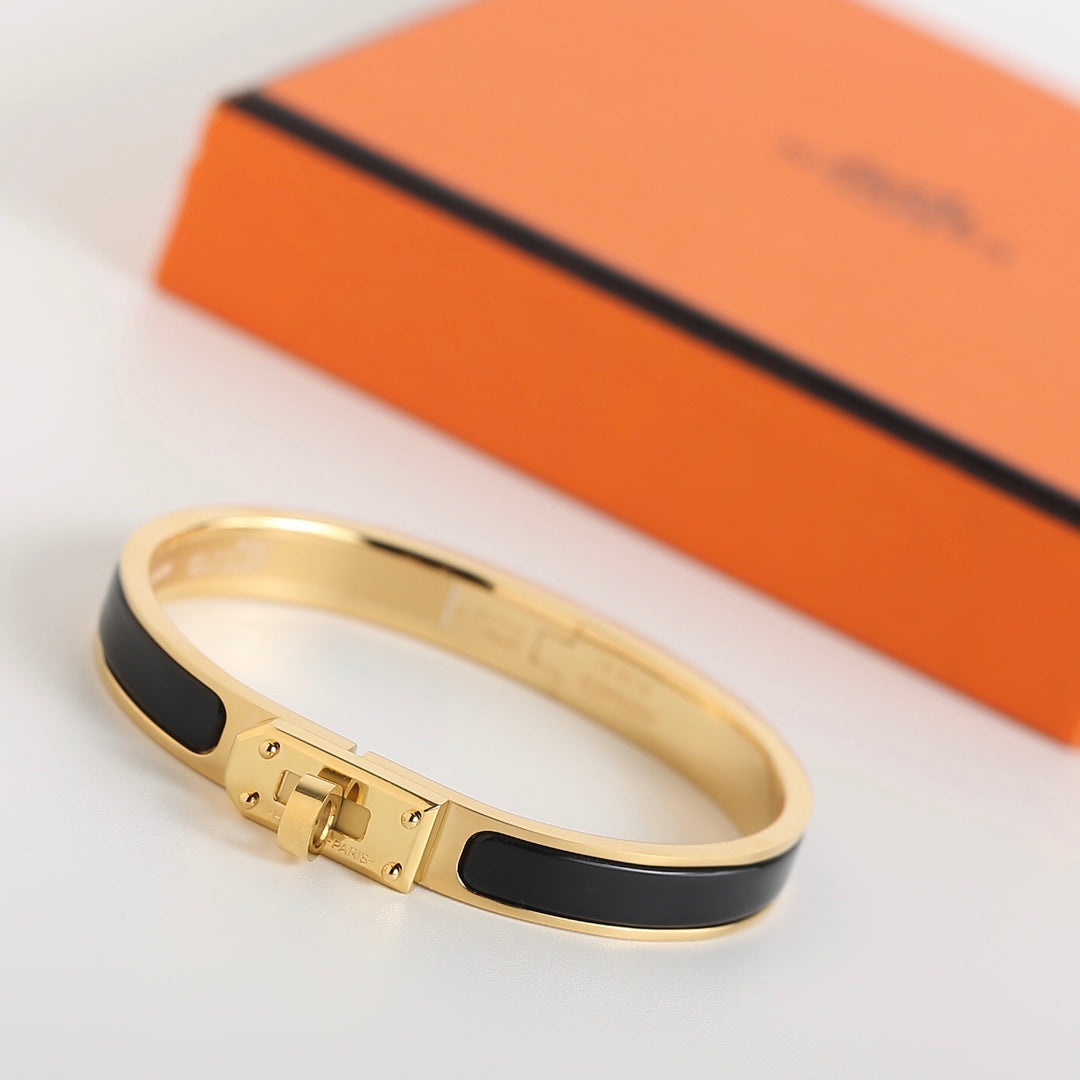 [⭐JeweliWhal]HM KELLY BLACK BRACELET