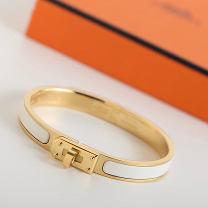 [⭐JeweliWhal]HM KELLY WHITE BRACELET