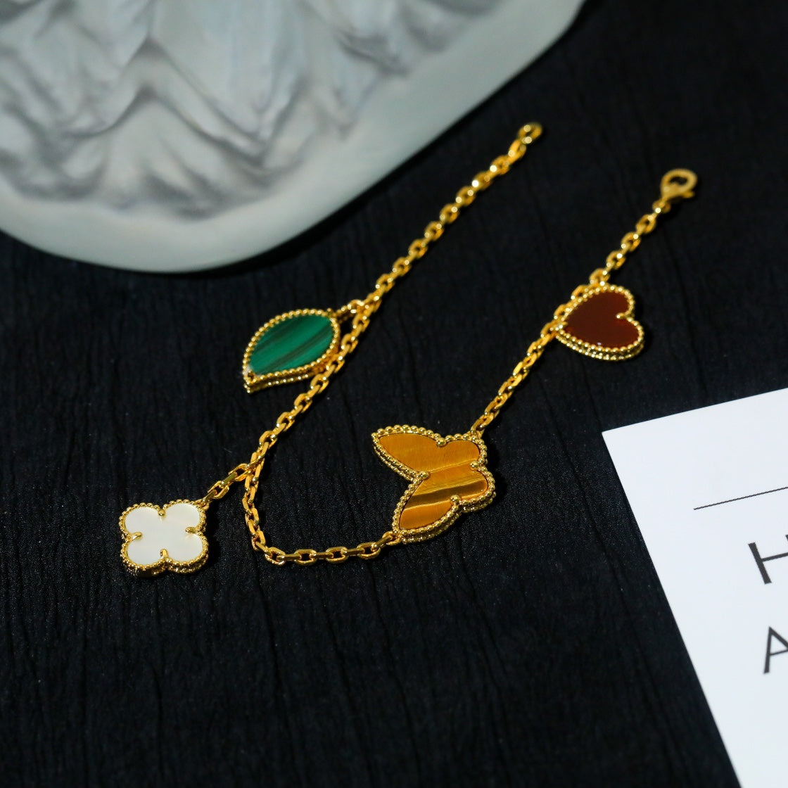 [⭐JeweliWhal]LUCKY SPRING 5 MOTIF GOLD BRACELET