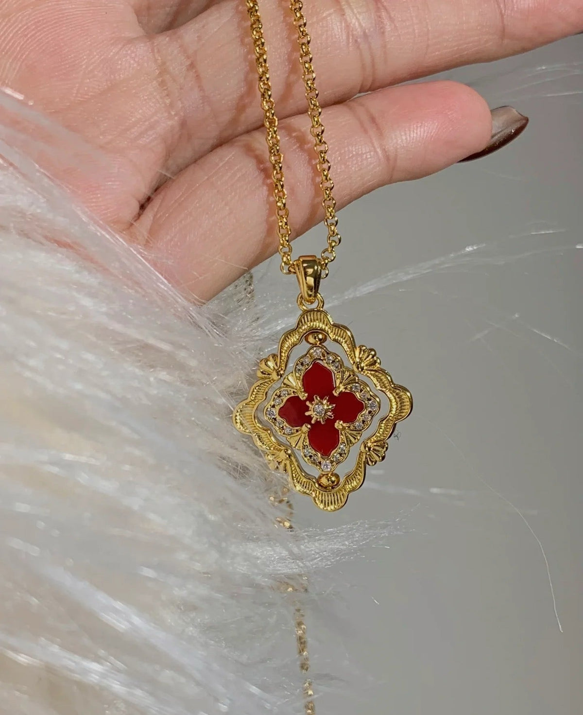 [⭐JeweliWhal] B.C.L ENAMEL ROTATING SINGLE-DIAMOND NECKLACE（Various colors）