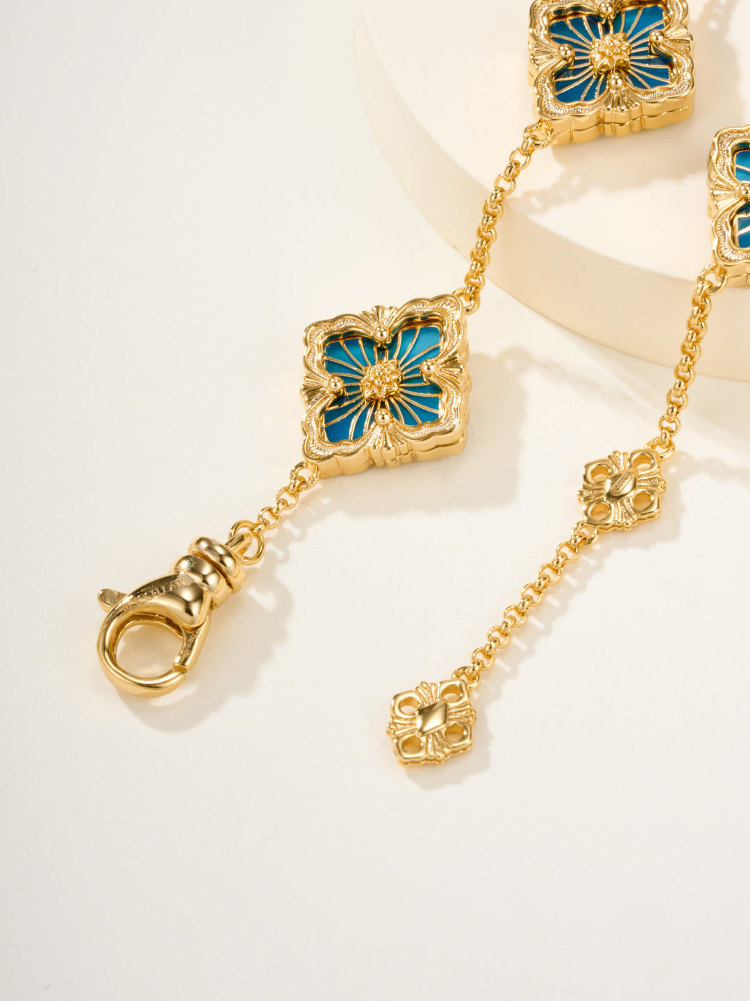 [⭐JeweliWhal]B.C.L ENAMELED Five-Flower Bracelet（Various Colors)