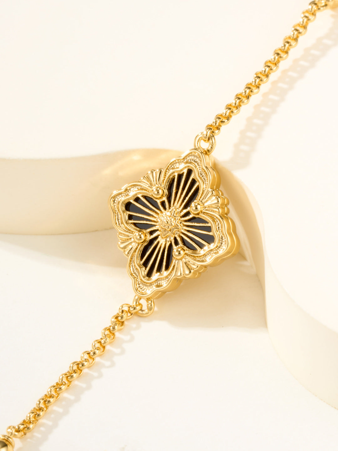[⭐JeweliWhal]B.C.L ENAMELED One-Flower Bracelet（Various Colors)