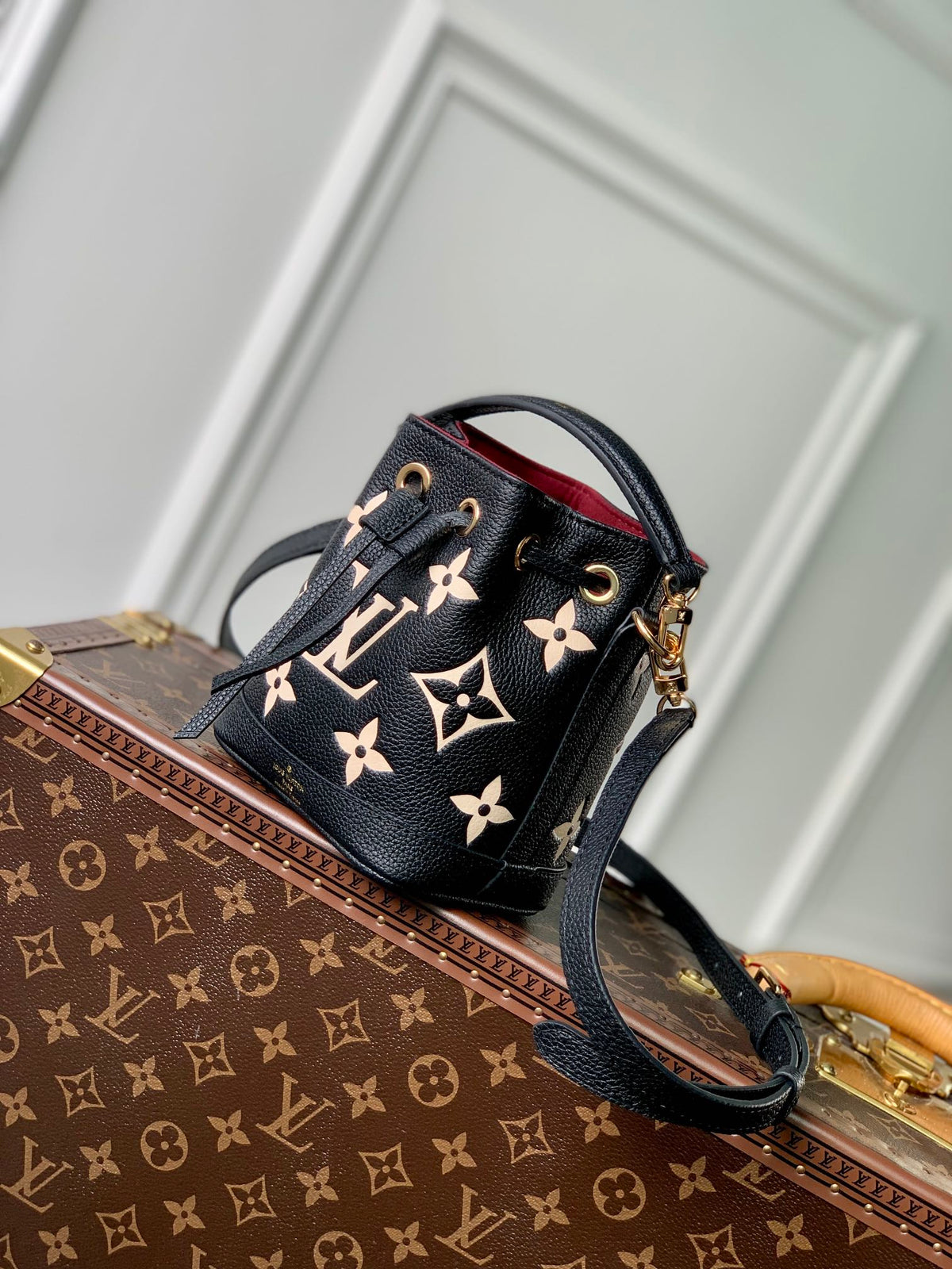 NANO NOÉ 16 IN BLACK BEIGE BICOLOR MONOGRAM EMPREINTE CALFSKIN