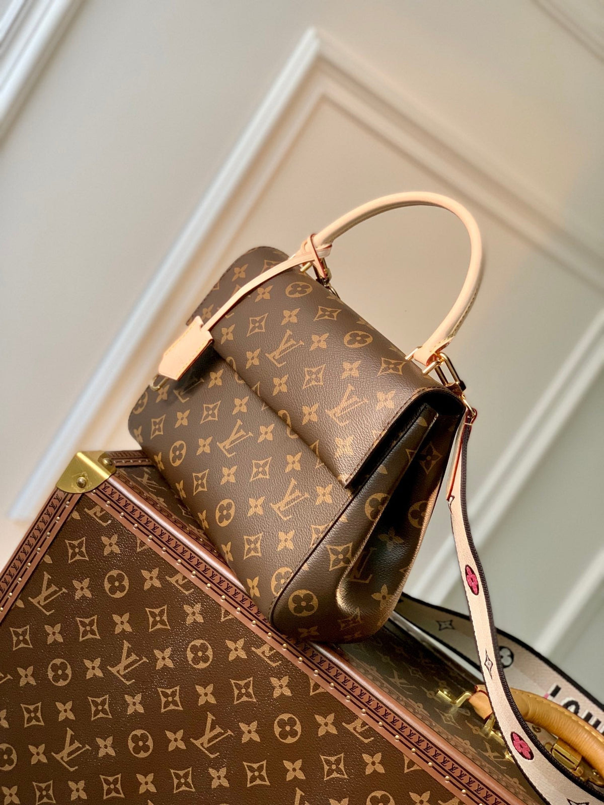 CLUNY MM HANDBAG 28 IN BROWN MONOGRAM CALFSKIN BEIGE BLACK EMBROIDERED LOGO CANVAS