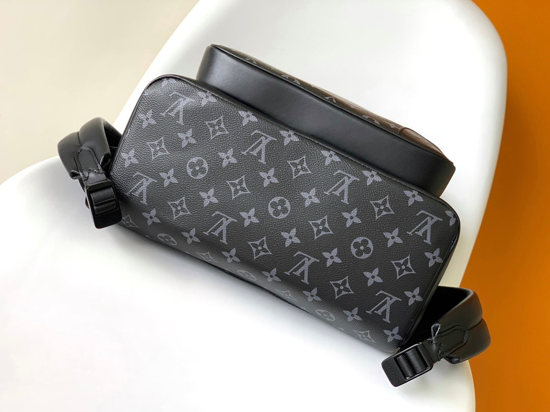 DISCOVERY BACKPACK 41 IN BLACK MONOGRAM MACASSAR CANVAS AND CALFSKIN