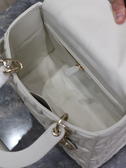 LADY BAG 24 IN WHITE GRAPHIC CANNAGE CALFSKIN PALE GOLD-FINISH METAL CHARMS
