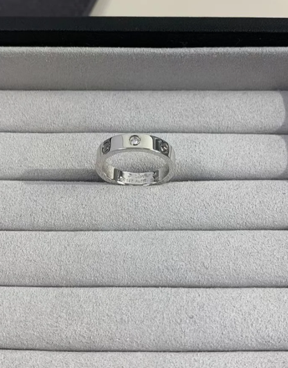 [⭐JeweliWhal]LOVE RING 4MM 1 DIAMOND SILVER