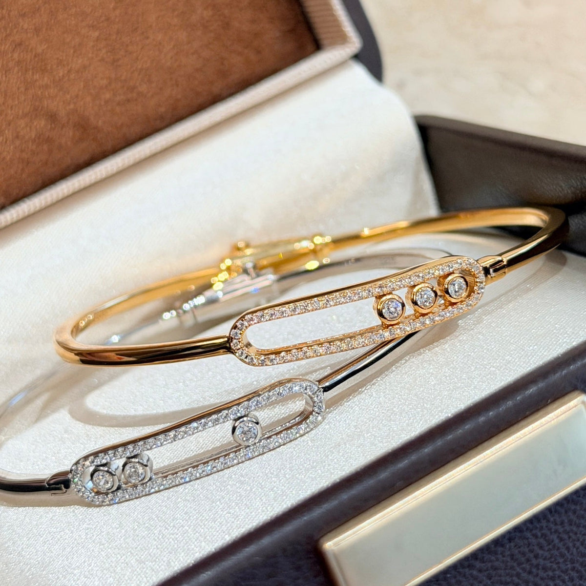 [⭐JeweliWhal]Move Pavé Diamond Bangle Bracelet M