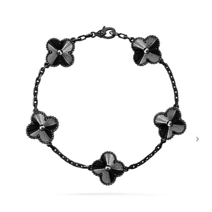 [⭐JeweliWhal]CLOVER 5 MOTIF BLACK BRACELET