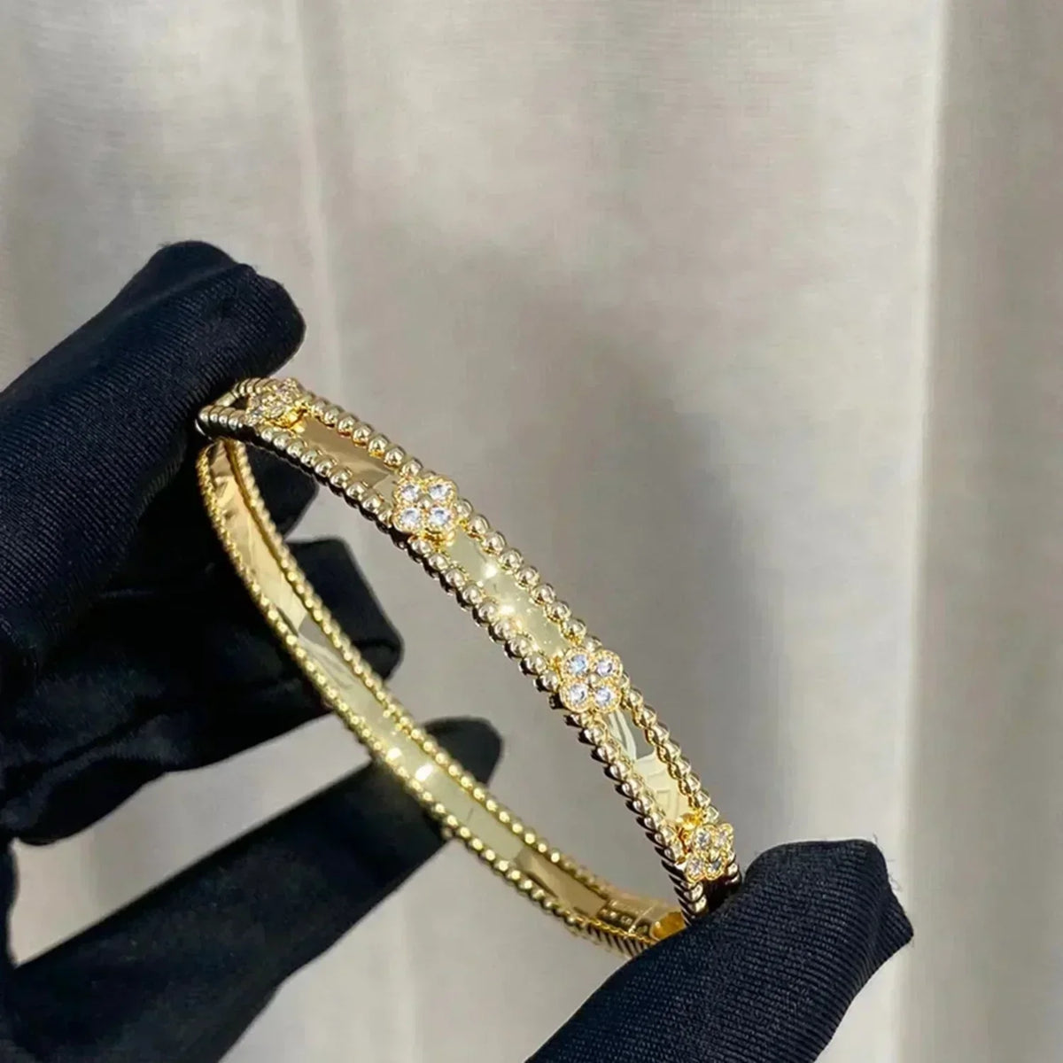 [⭐JeweliWhal]CLOVER BRACELET 4MM DIAMONDS