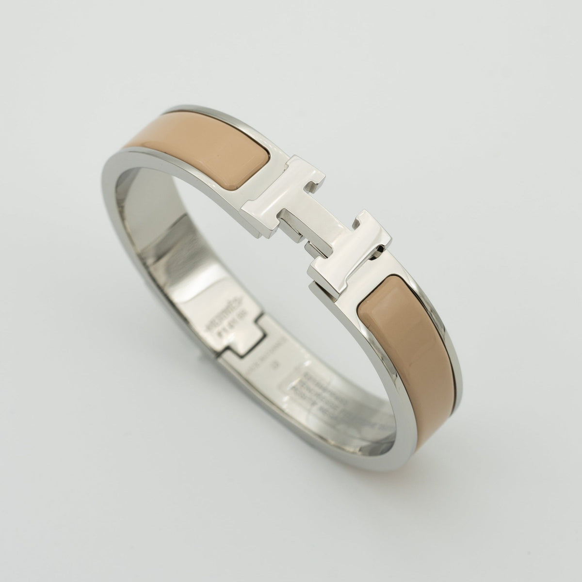 [⭐JeweliWhal]H GREY BRACELET