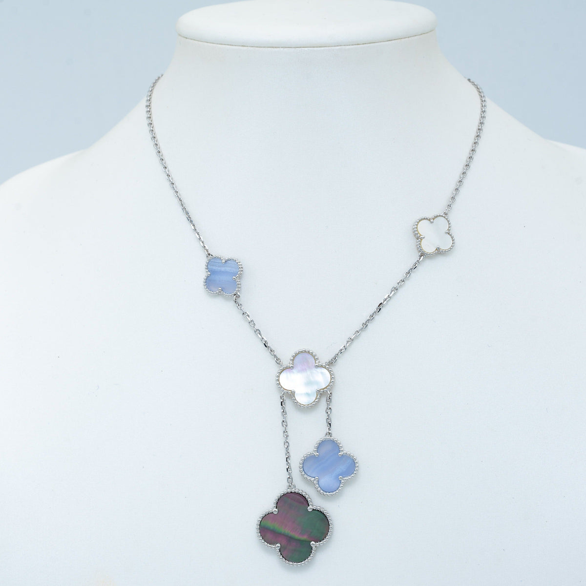 [⭐JeweliWhal]CLOVER MOP CHALCEDONY NECKLACE SILVER 6 MOTIF