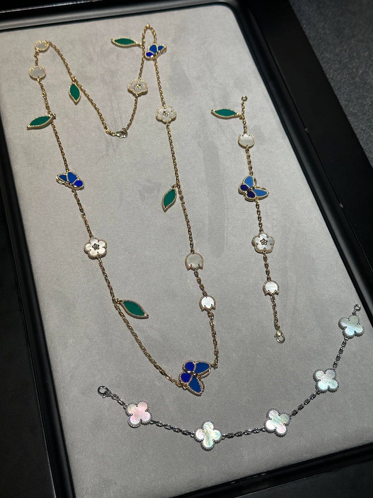 [⭐JeweliWhal] 26 NEW CLOVER 15 MOTIFS LUCKY NECKLACE