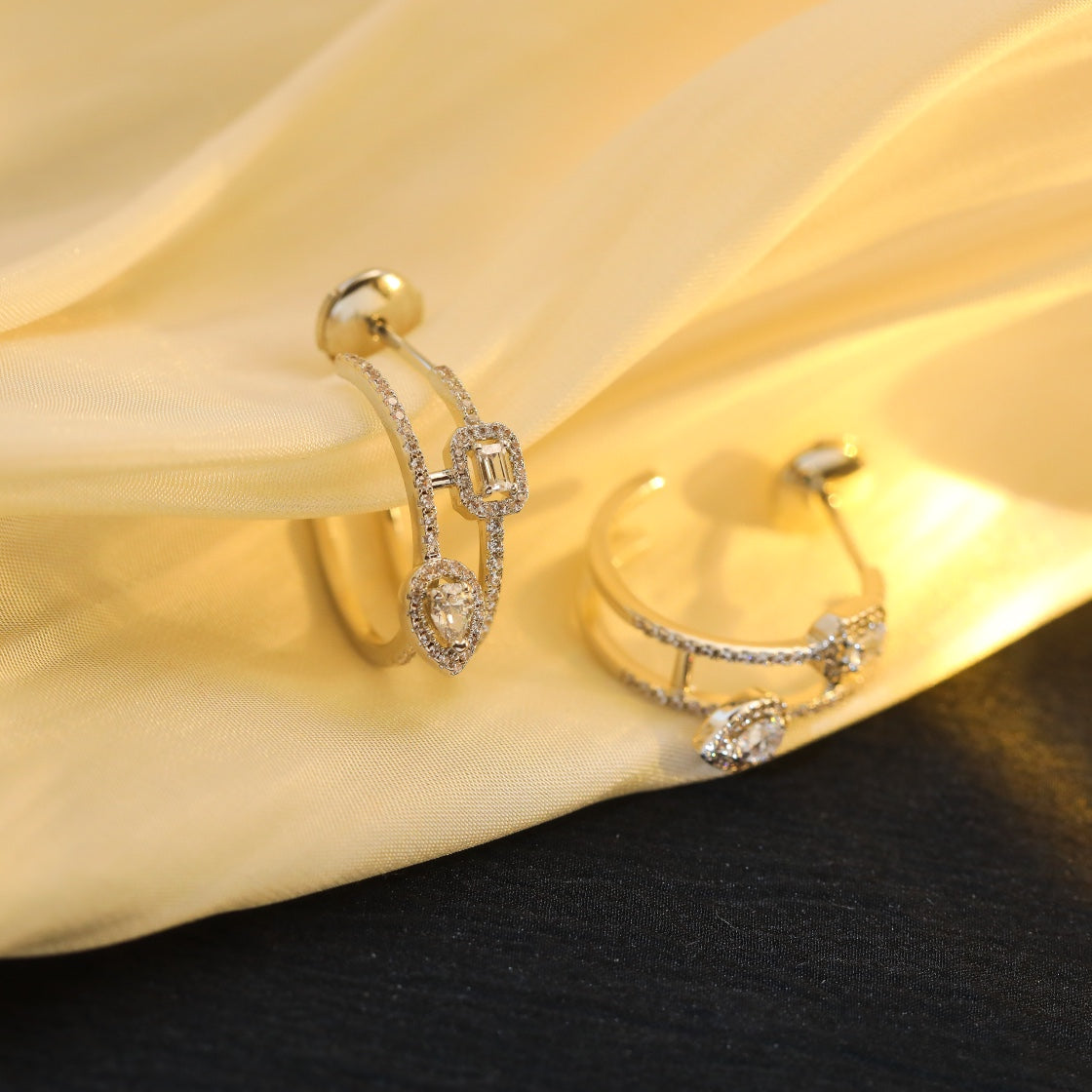 [⭐JeweliWhal]CREOLES MY TWIN 2 RANGS SILVER DIAMOND EARRINGS