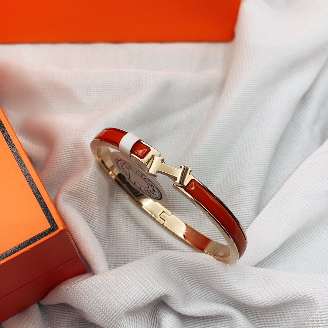 [⭐JeweliWhal]CLASSIC HM CLIC RED 8MM ENAMEL BRACELET