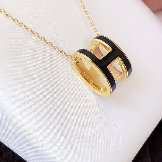 [⭐JeweliWhal]HM CLIC BLACK ENAMEL GOLD NECKLACE