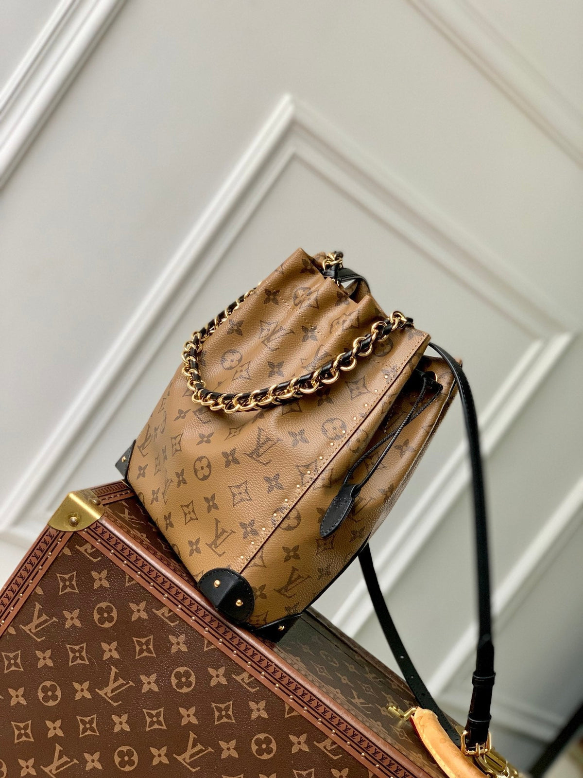 NOÉ TRUNK 23 IN BROWN MONOGRAM REVERSE CANVAS GOLD HARDWARE