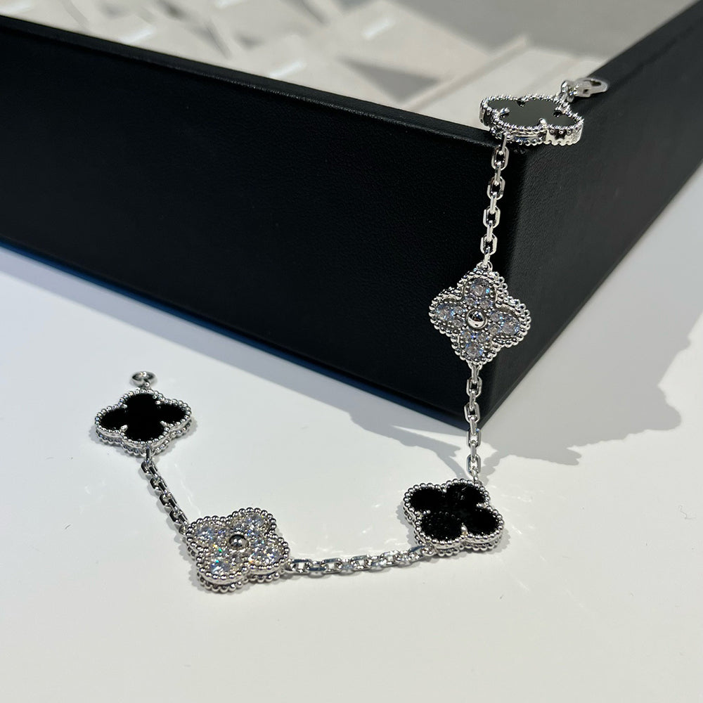 [⭐JeweliWhal] CLOVER 5 MOTIF ONYXS BRACELET COLLECTION