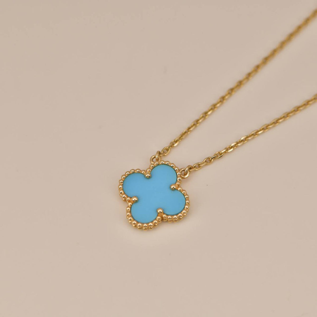 [⭐JeweliWhal]CLOVER 15MM VINTAGE TURQUOISE NECKLACE