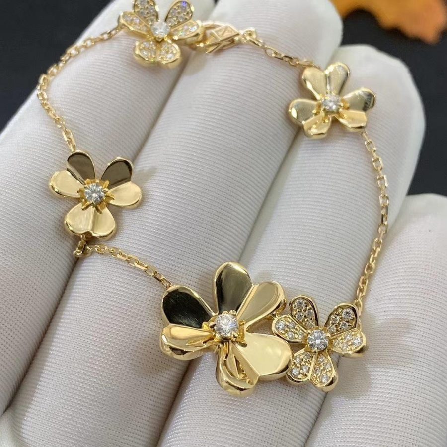 [⭐JeweliWhal]FRIVOLE GOLD 5 FLOWERS BRACELET