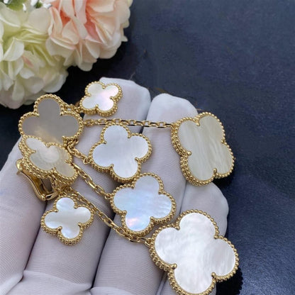 [⭐JeweliWhal]CLOVER EARRINGS WHITE MOP 4 MOTIFS GOLD
