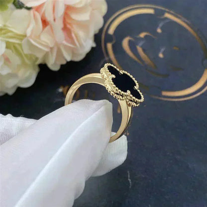 [⭐JeweliWhal]CLOVER ONYX RING