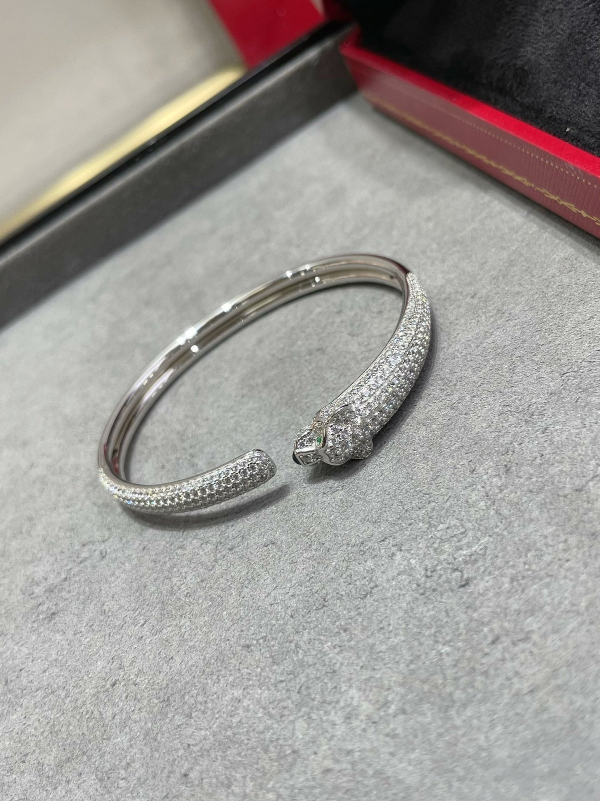 [⭐JeweliWhal]PANTHERE FULL DIAMOND OPEN BRACELET